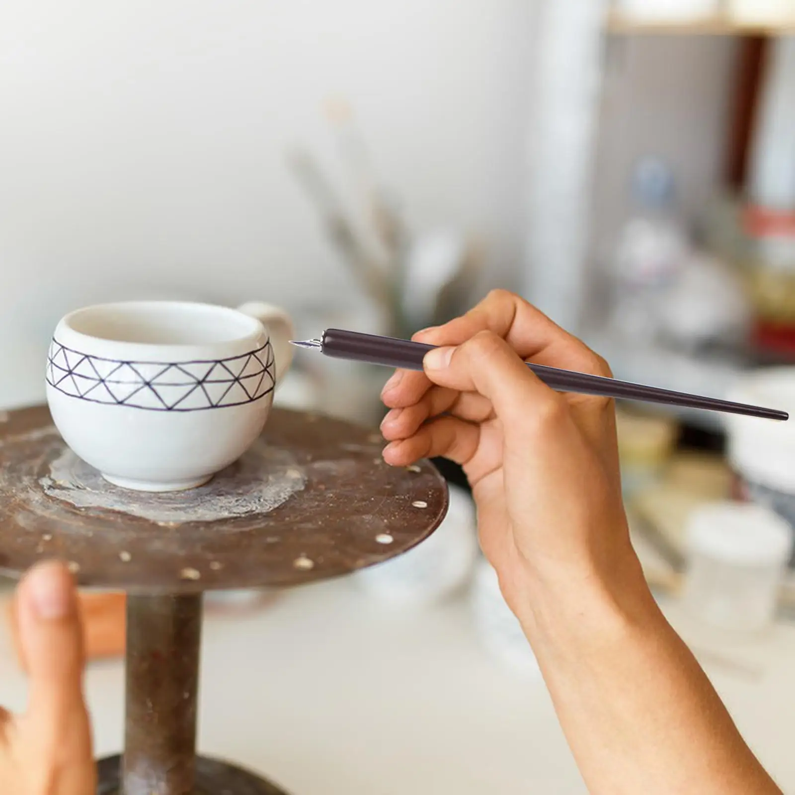 

Элегантный набор перьевых ручек для творческого письма и художественного выражения