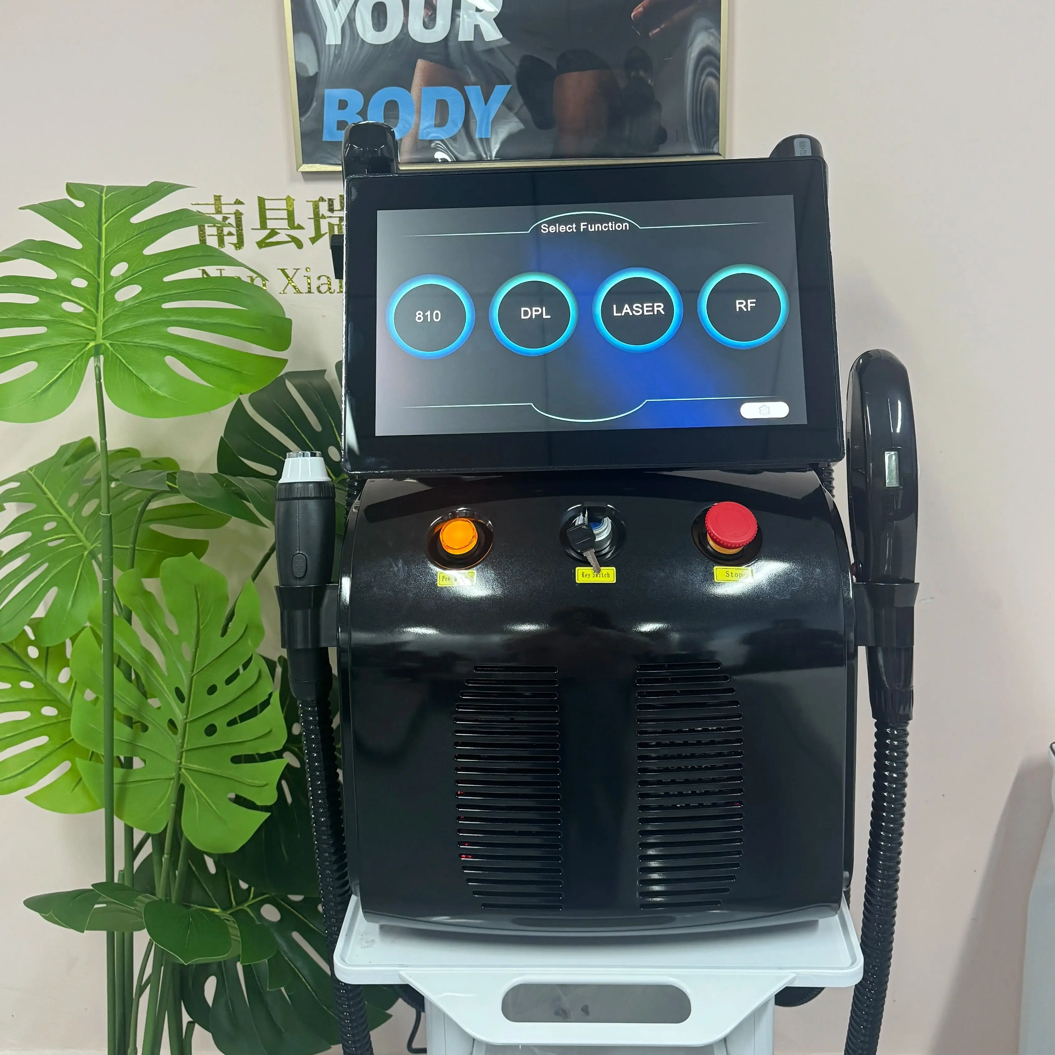 

Professional 4-in-1 808nm Diode Laser Hair Removal Picosecond Tattoo RF IPL Skin Care Machine For Beauty Salon Use