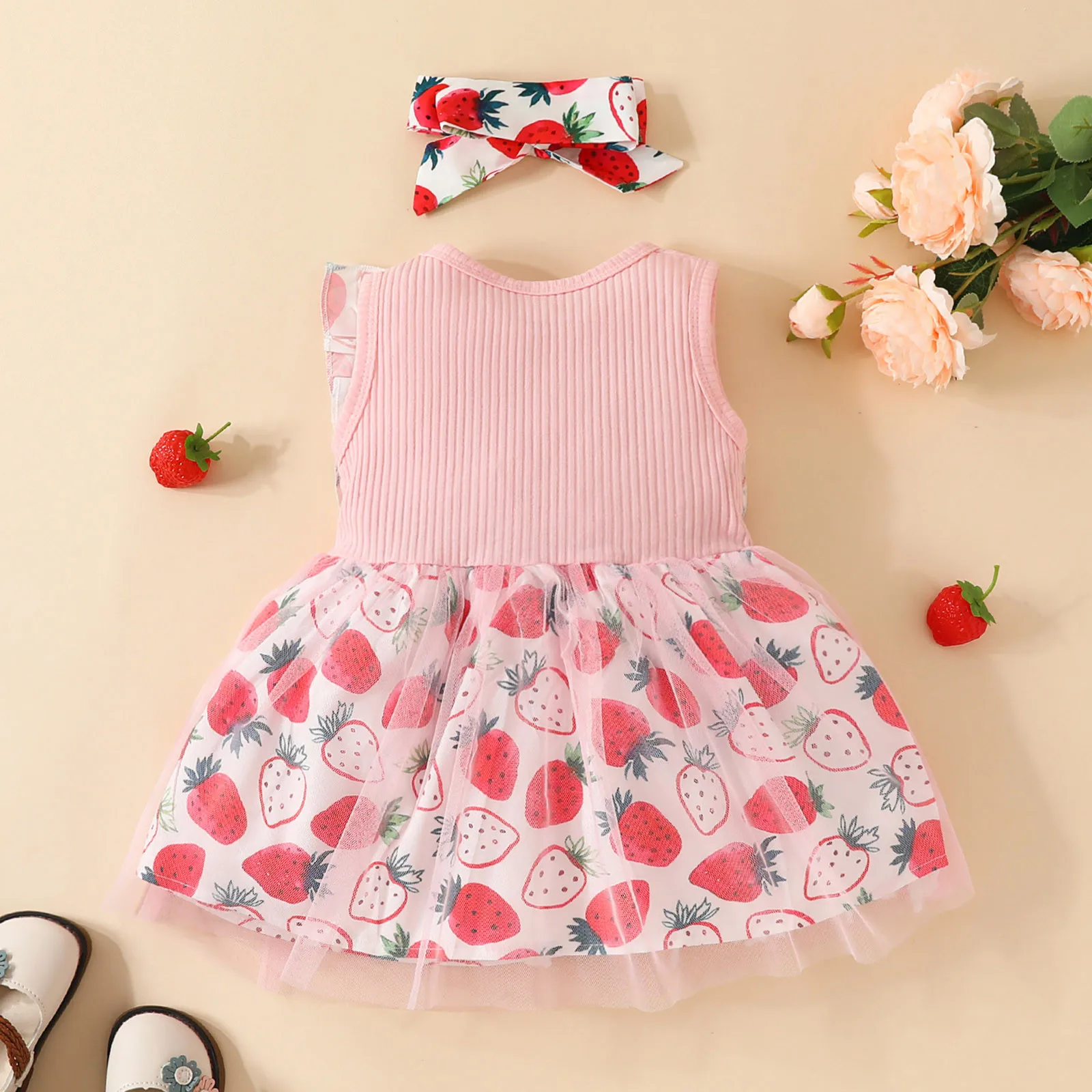 Sweet Baby Strawberry Dresses For Girls Fly Sleeve Lace Tulle Dress Newborn Princess Party Dress Summer Baby Clothing 0-3Y