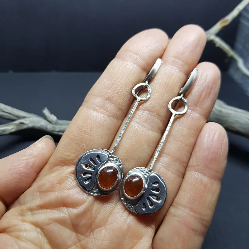 Vintage Asymmetrical Coral Long Stem Charm Earrings Women Elegant Antique Silver Apple Shape Handmade Ear Jewelry