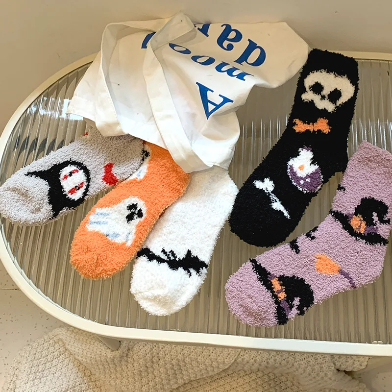 

Women's Winter Warm Thick Coral Fleece Mid-calf Socks, Retro and Quirky Long Socks, Halloween Men-women Couple Style Socks