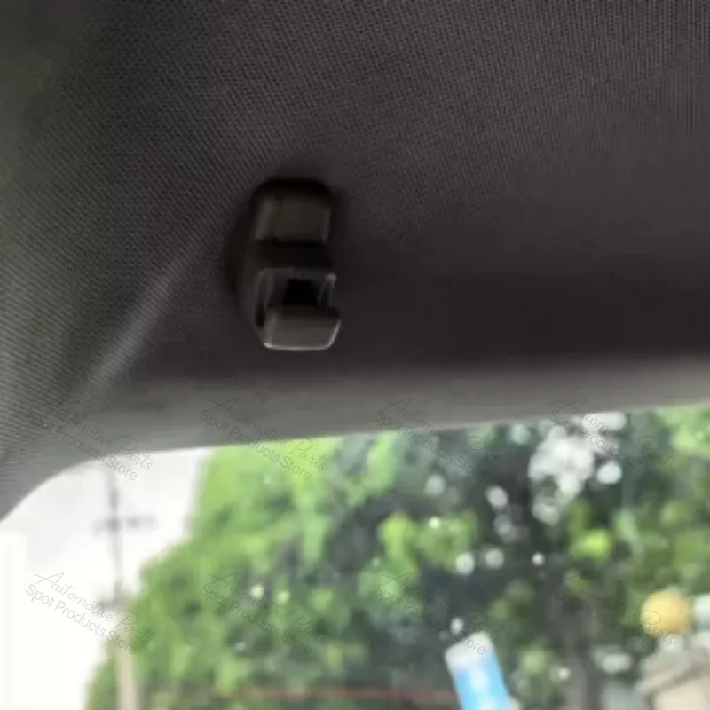 1Pc Sun Visor Hook Clip Buckle Suitable for X1 E84 3 Series E90 316i 318i 320i 325i Makeup Mirror Retainer Fastener
