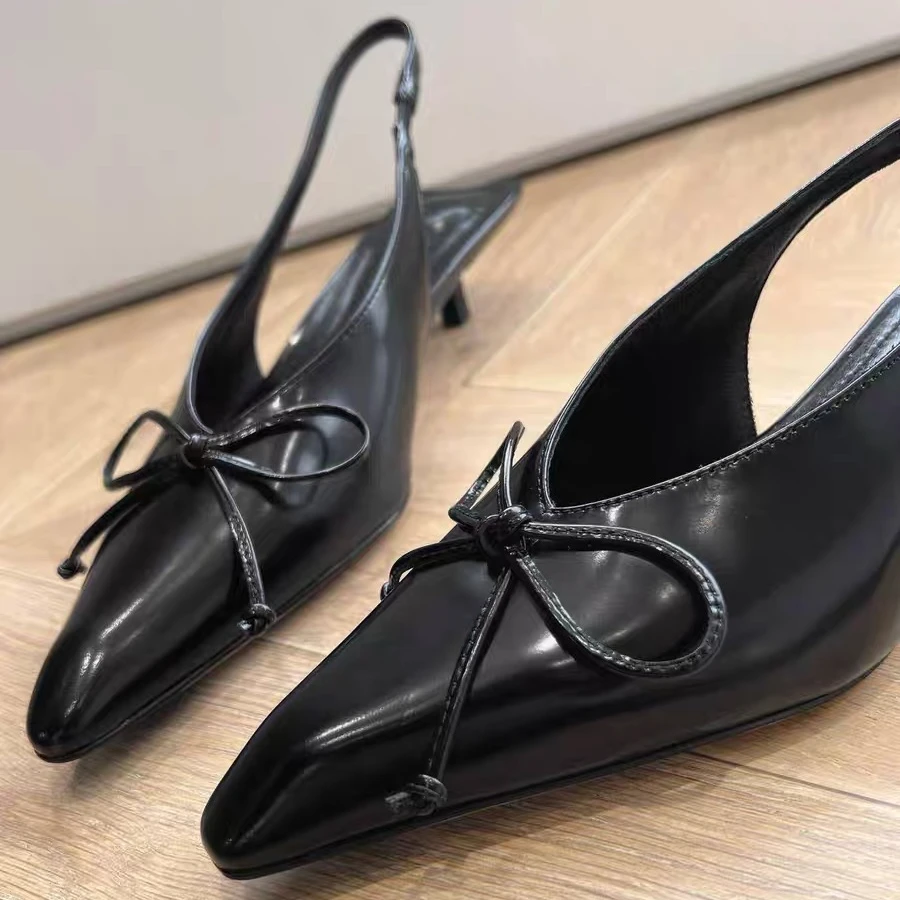 Seksowne szpiczaste Toe muły czółenka damskie letnie sandały na niskim obcasie Slingback kobiece modne Retro biuro łuk designerskie sandały damskie