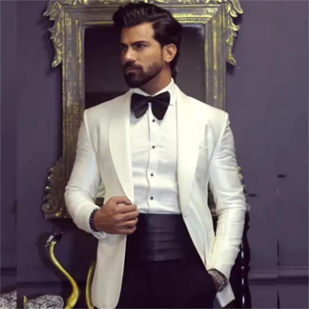 

Classic England Style White Jacket Black Pants 2 Piece Elegant Groom Wedding Shawl Lapel Single Breasted One Button Formal Party