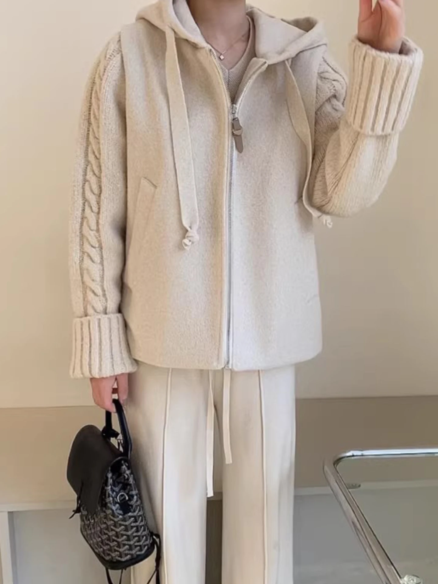 معطف نسائي طويل غير رسمي بقلنسوة من التويد معطف نسائي فضفاض مناسب للشتاء تصميم جديد Sle مزيج من القطن المرقعة