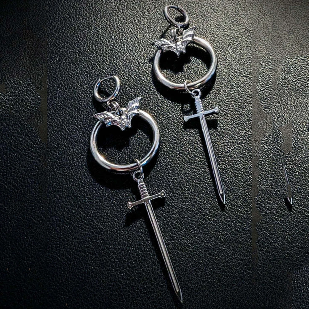 القوطية مصاص دماء الخفافيش الدم أقراط للنساء الفتيات خمر قطرة الماء الأحمر الخرز القمر العنكبوت قلادة الأذن السنانير مجوهرات الإكسسوار