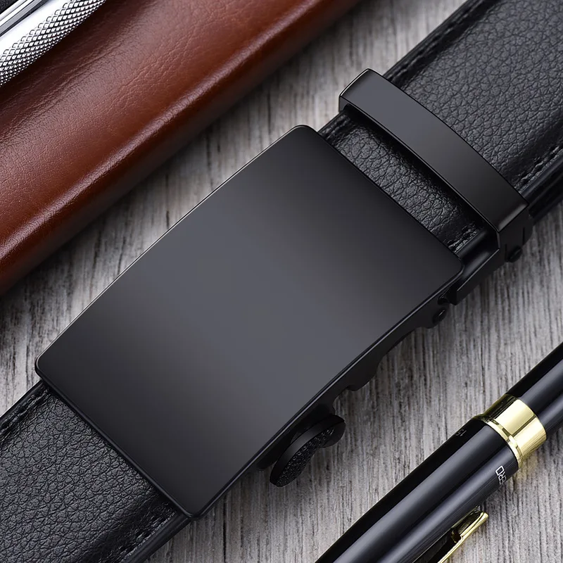 Cinto masculino com fivela automática de liga (sem ferro, à prova de ferrugem), cinto de vestido de tamanho grande premium para negócios casuais, leve e durável