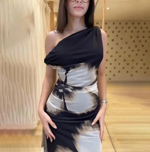 

Women's Dresses 2025 Autumn Female Elegant Dresses New Fashion Female Sleeveless Slant Neck Bareback Printed Wrap Hip Dress