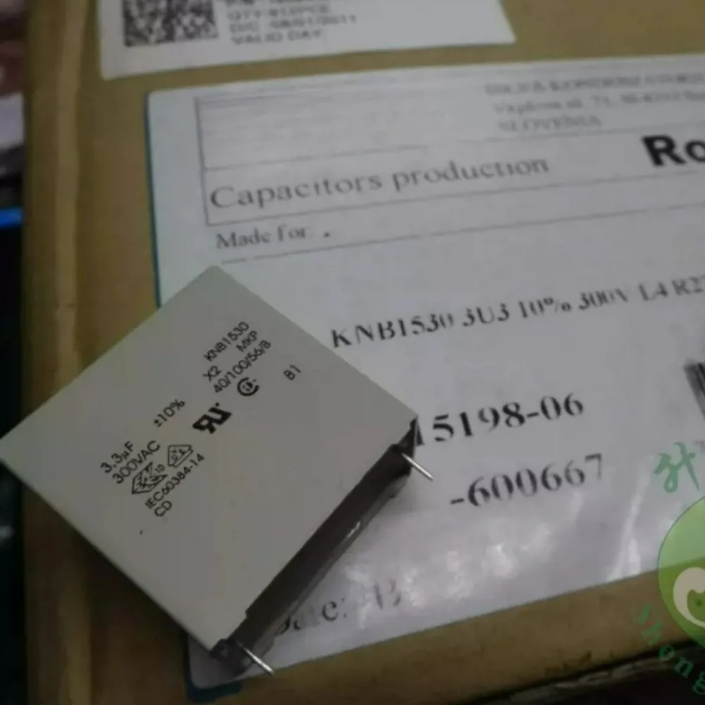 KNB1530 3.3uf 300vAC 3u3 335 Brand New 28mm Film Capacitor