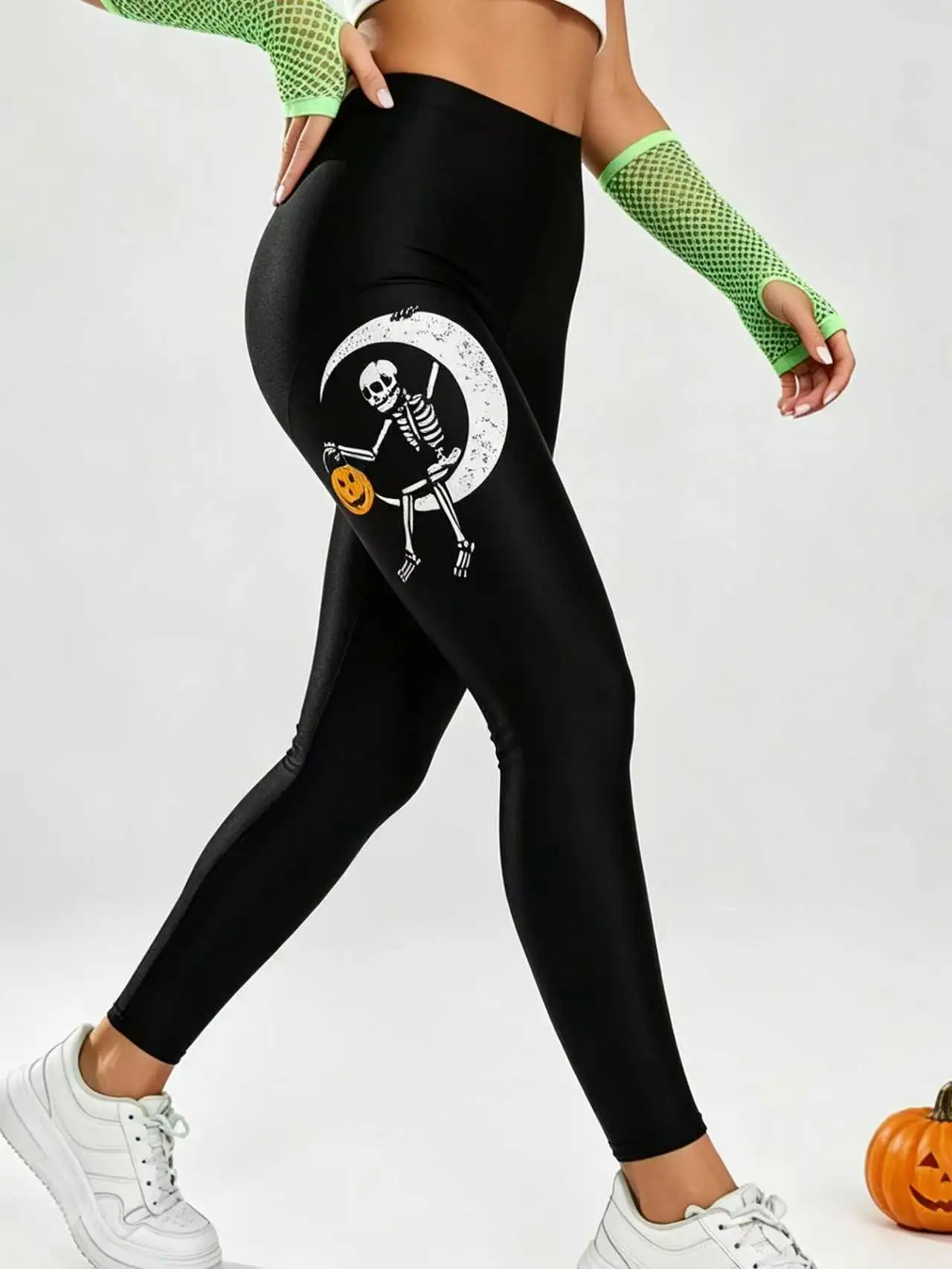 Newly Designed Personalized Moon Skull Tight Leggings With Digital Prints On The Sides Slim-fitting Nine-inch Pants For Women