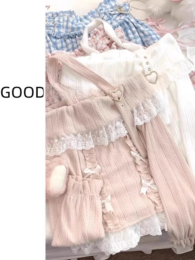 

Girls Long Sleeve Neck Hanging Strawberry Snowflake Heart Buckle Lace Trim Design Top Women's Commute Style Knitted Sweater