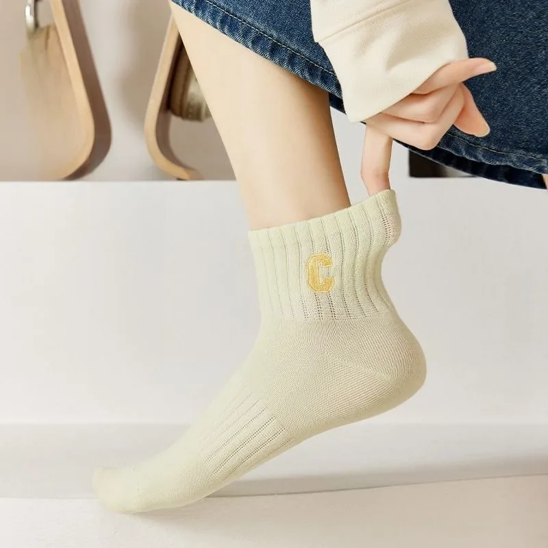 5 Par Damskich Jesienno-Zimowych Skarpetek do Kostki w Jednolitym Kolorze z Napisem, Zestaw Wielokolorowy, Skarpetki Szkolne dla Dziewcząt, Białe Skarpetki Damskie, Tanie Skarpetki Dzianinowe