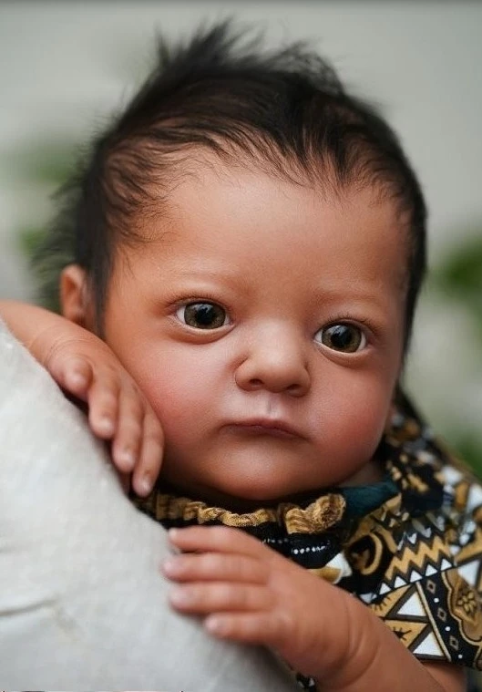 NPK 19''Fatto a mano di alta qualità incompiuto non verniciato parti di bambola fai da te Reborn Vera con corpo in tessuto occhi casuali