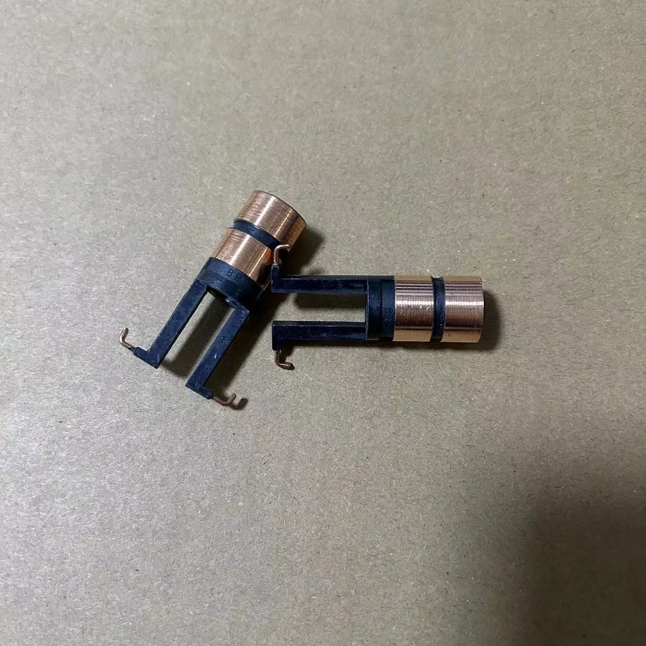 

1PC for Toyota Corolla Honda Accord Lada Kalina Power Generator Collector Copper Head Slip Ring (6.2*14.5*45mm) Fielder Stream