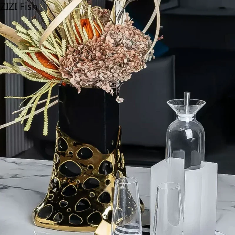 

Gold Plated Hollowed Vase Flower Pots Desk Decoration Artificial Flowers Flower Arrangement Floral Vases Room Aesthetic Decor