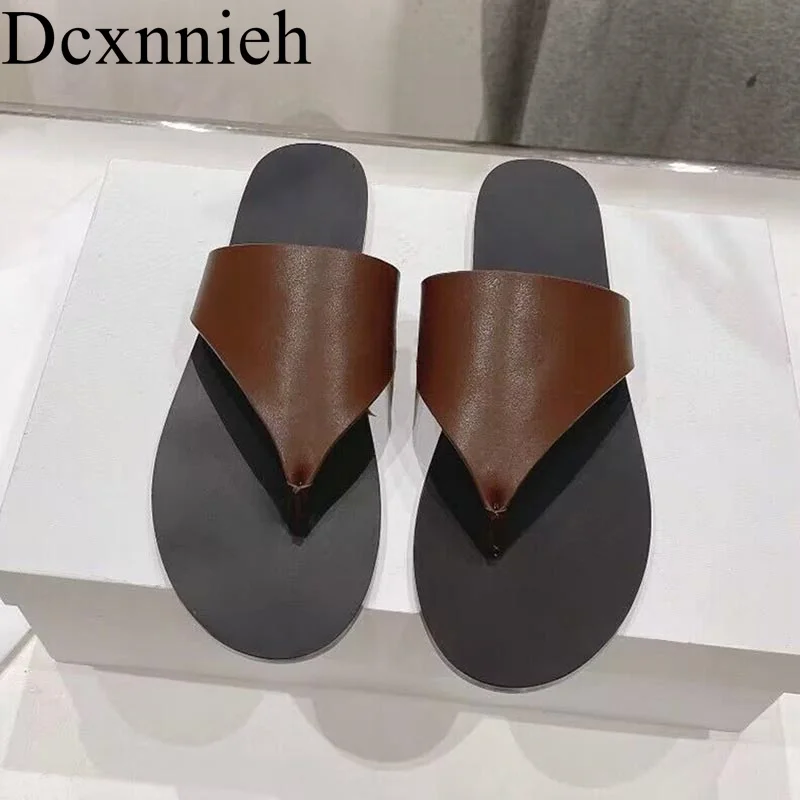 

Summer Patent Leather Flip Flops Women's Solid Color Minimalist Slippers Versatile Flat Sandals Women's Casual Vacation Shoes