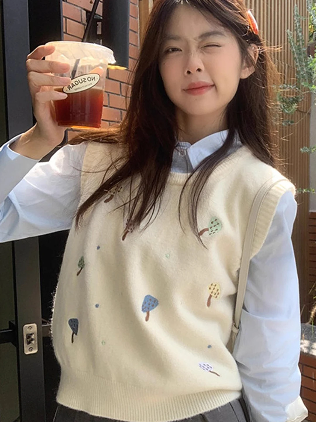 Women's Knitted Shirt Vest Spring Autumn College Style Inner Wear Base Layer Embroidered Blouse Loose Fit round Neck Top