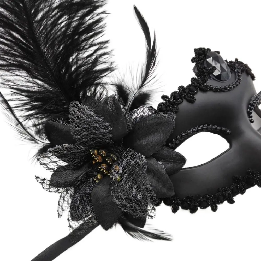 Fashion Diamond Feather Venetian Mask Flower Lace Eye Mask Plastic Bead Flower Masquerade Mask Lady