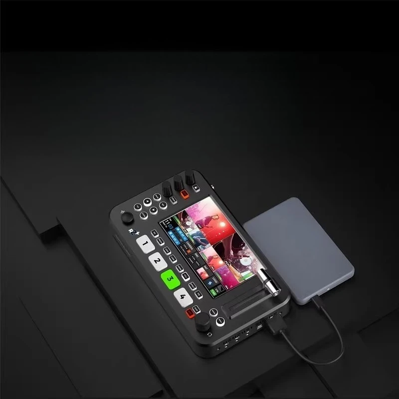 

NeoLIVE R2 PLUS four-way switcher R5 PRO 5.5-inch screen