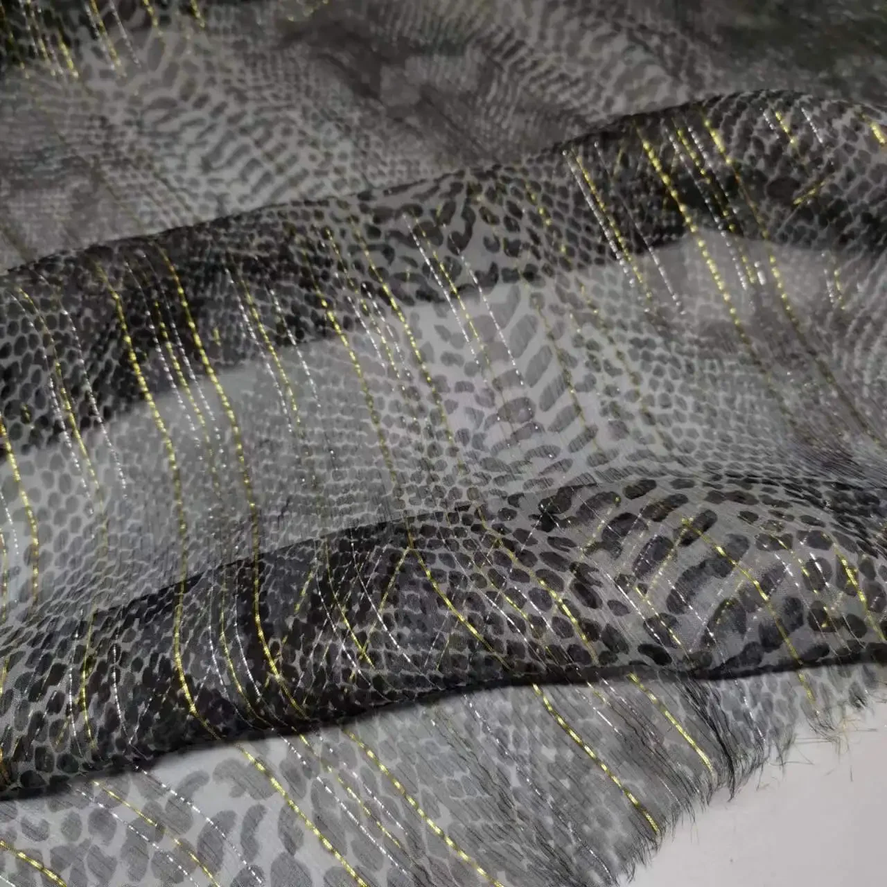 Fashion 100% Silk Georgette Fabric Soft 6mm Metallic Jacquard Lurex Dress Scarf Material