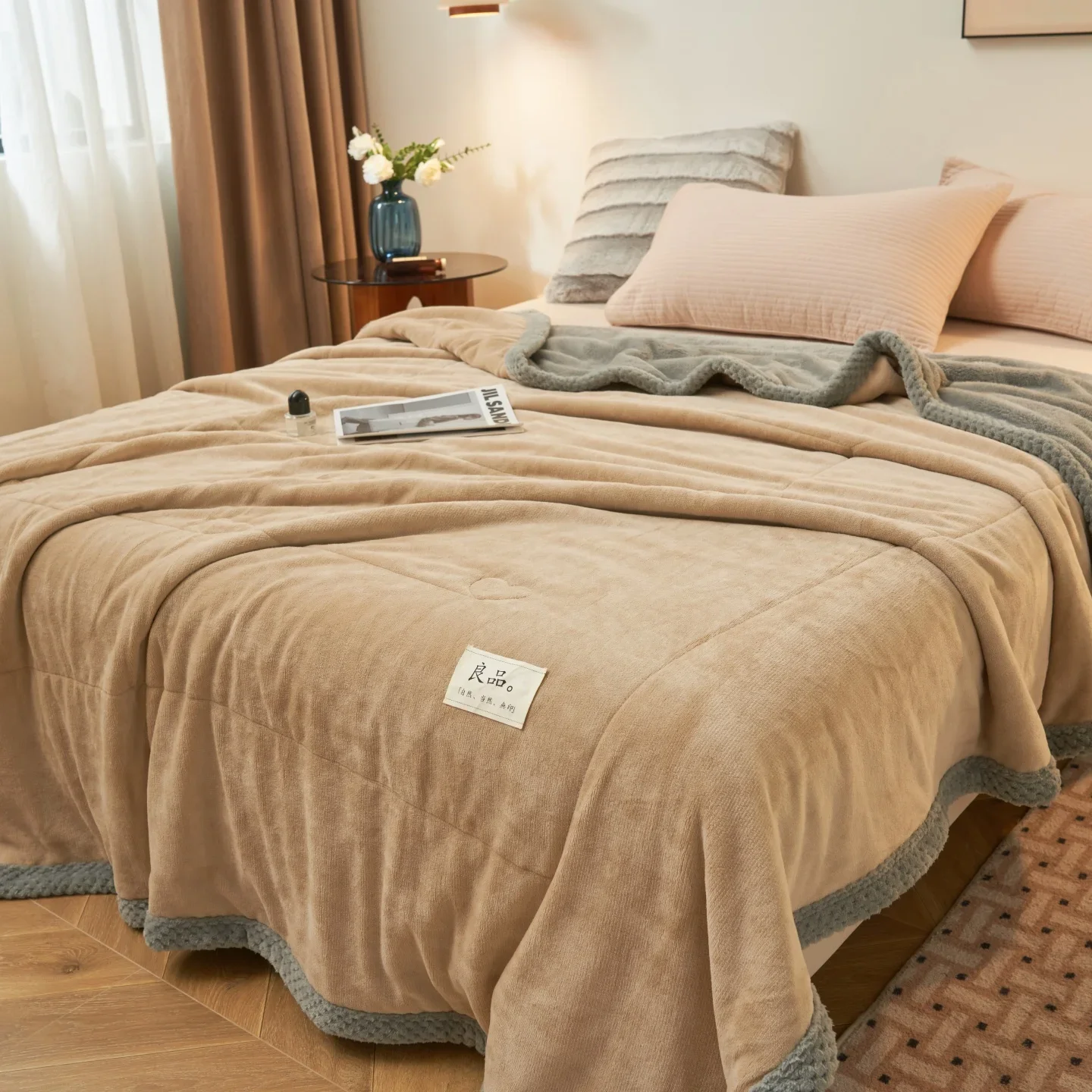 Thickened 3-layer Plush Warm Winter Blanket Luxury Soft Milk Velvet Queen Bed Blanket Cozy Heavy Sherpa Fleece Double Comforter