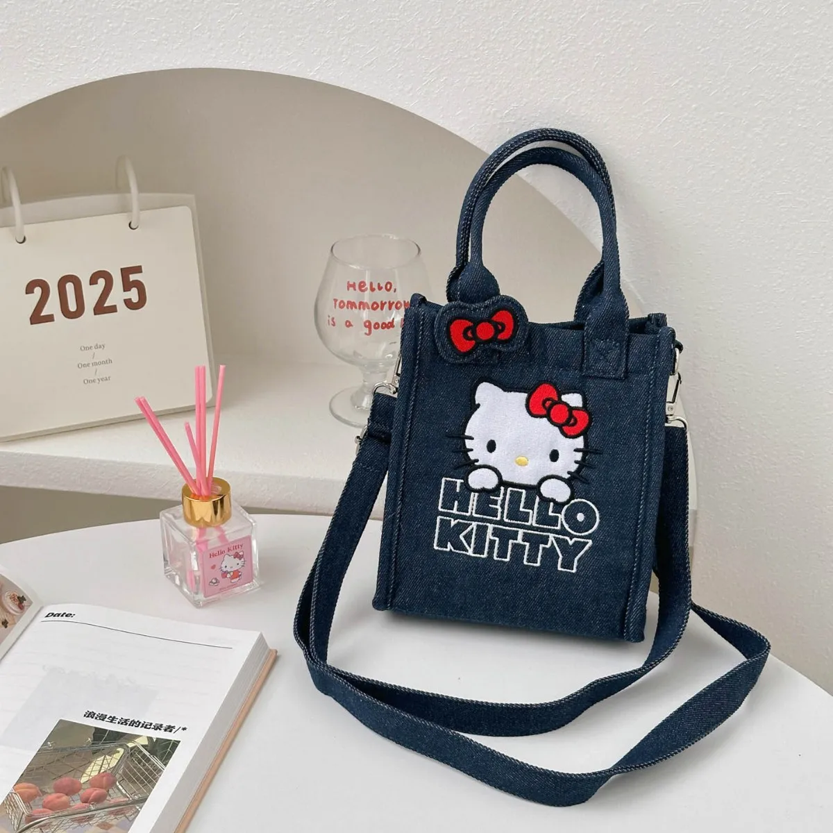 

Сумка-кроссбоди Sanlio Helli Kitty из денима, портативная мини-сумочка, новая модель 2026 года