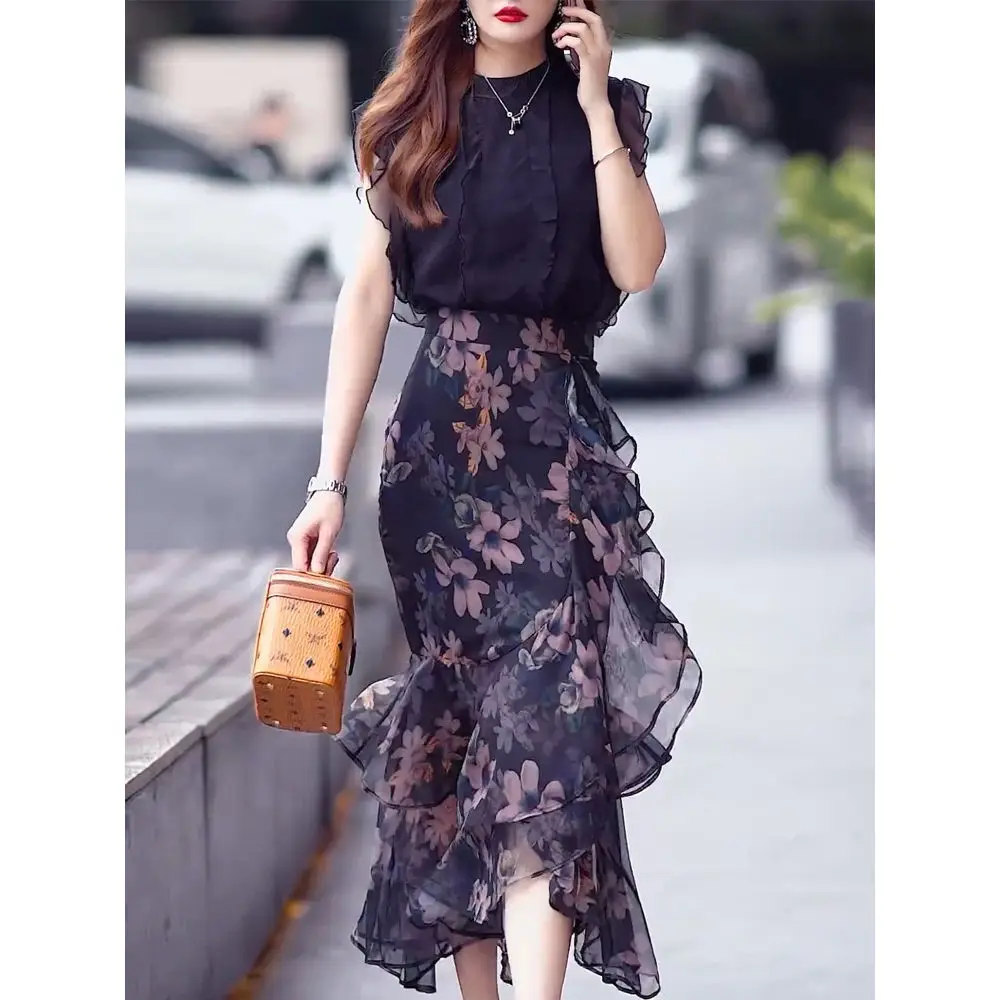 Black Skirt