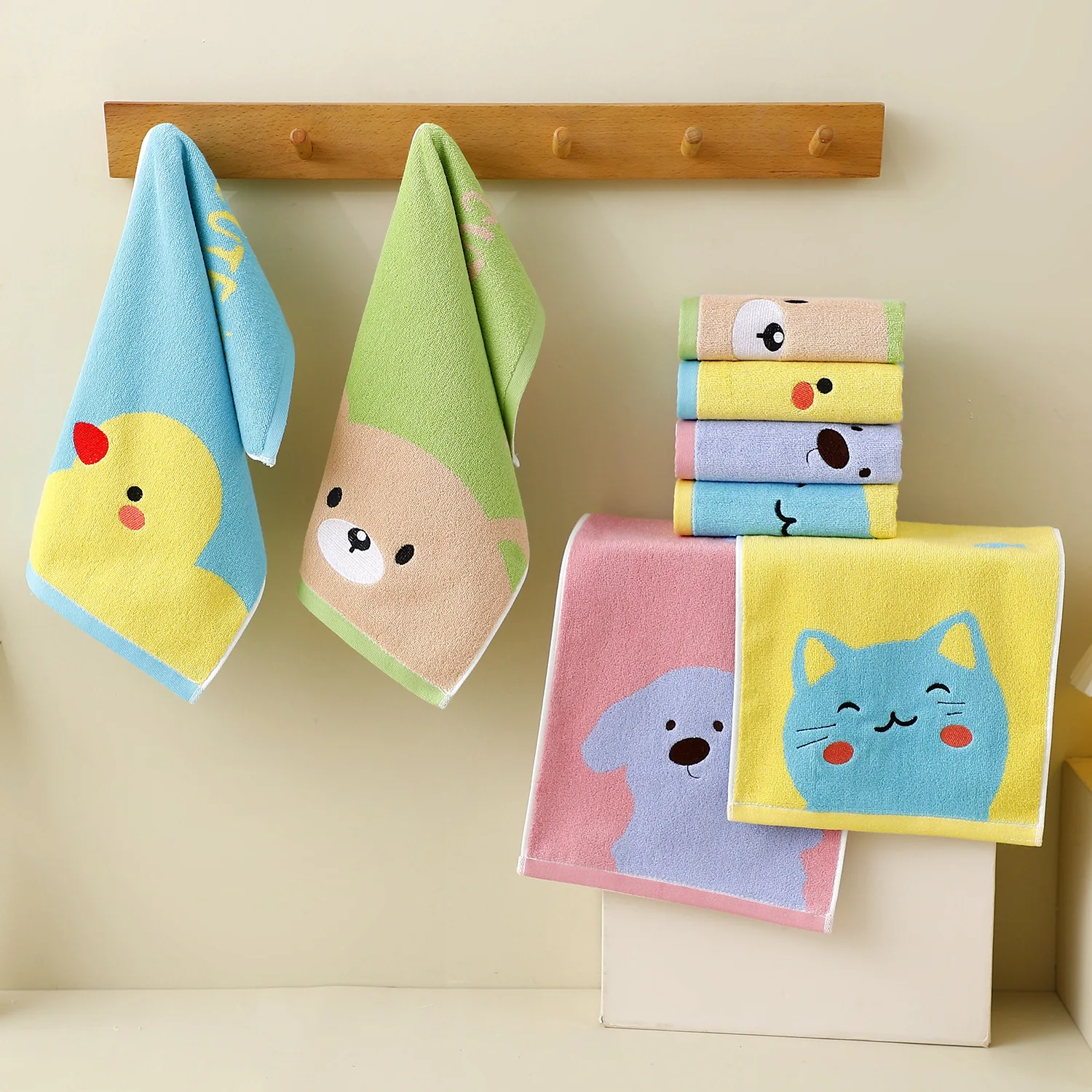 1pcs Pure Cotton Children's Towel Cartoon Jacquard Small Face Towel Soft and Absorbent Face Towel for Kindergarten Children