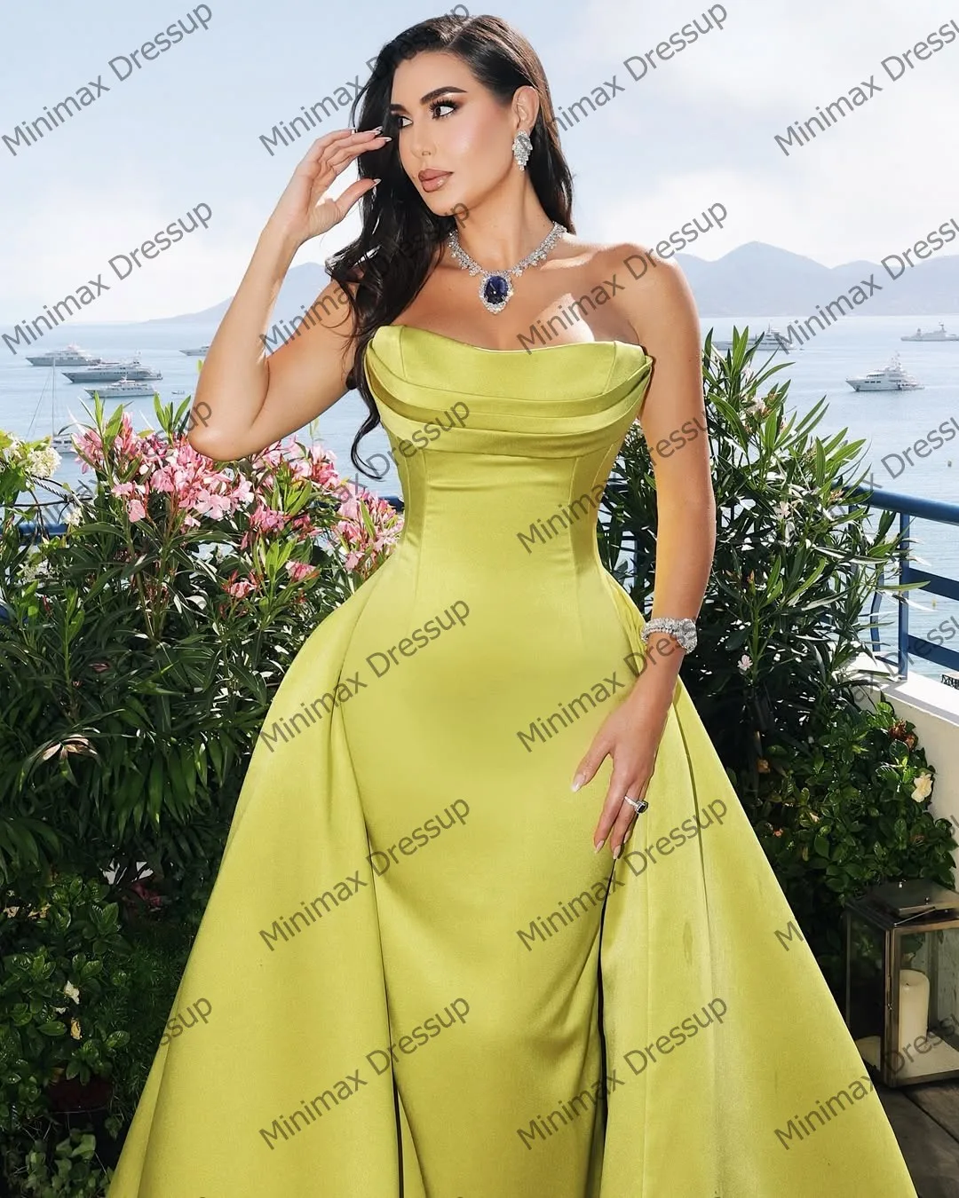 Elegantes lindgrünes Satin-Meerjungfrau-Abendkleid mit Schleppe für Damen, formelles Partykleid, schulterfreies Taft-langes Ballkleid