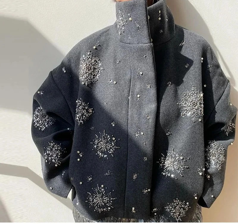 

2025 Autumn/Winter Women's Jacket Personalized Street Loose Single Breasted Stand Up Collar Flower Glitter Jacket