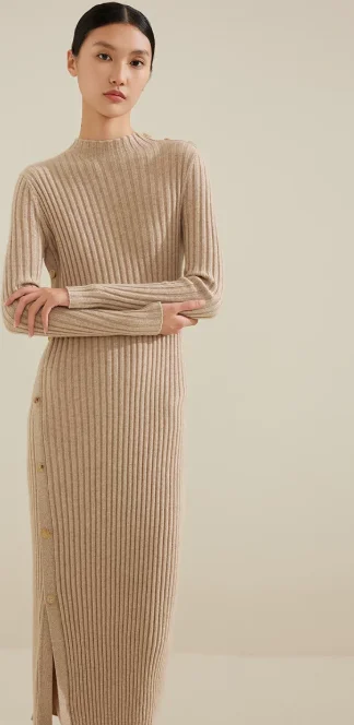 The new pure cashmere semi-high collar skirt split dress pit elastic thin.