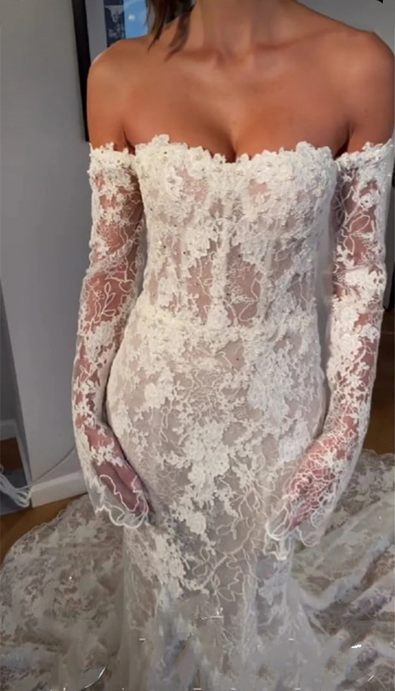 Bohemian Lace Mermaid Wedding Dresses Corset Sweetheart Neckine Off The Shoulder Long Sleeves Boho Beach Bridal Gowns 2023