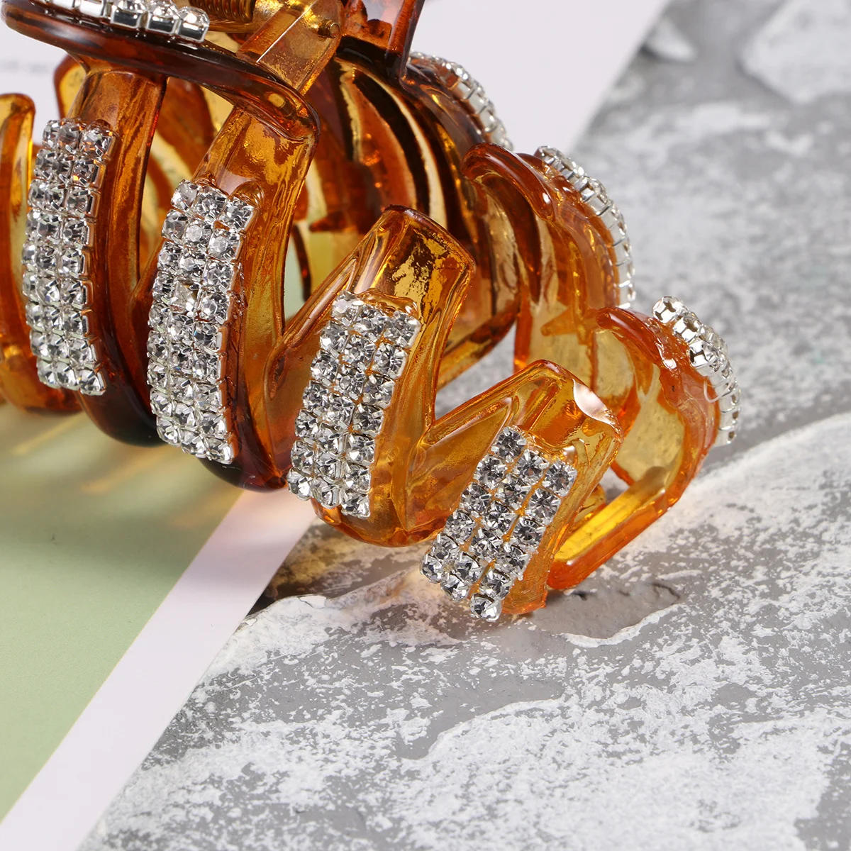 

1pc Large Hair Clips For Women Rhinestones Acrylic Jaw Clip Strong Hold Hair Styling Tools Claw Accessories Coffee Color