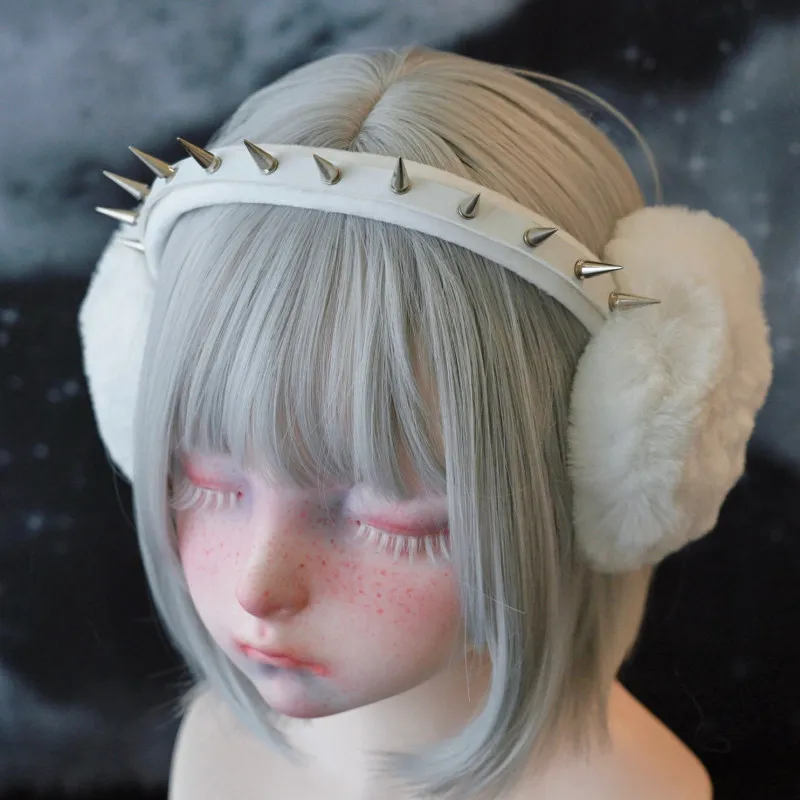 

Зимние теплые наушники-повязки ручной работы из искусственной кожи с заклепками и плюшем, в стиле панк, зимние аксессуары для женщин