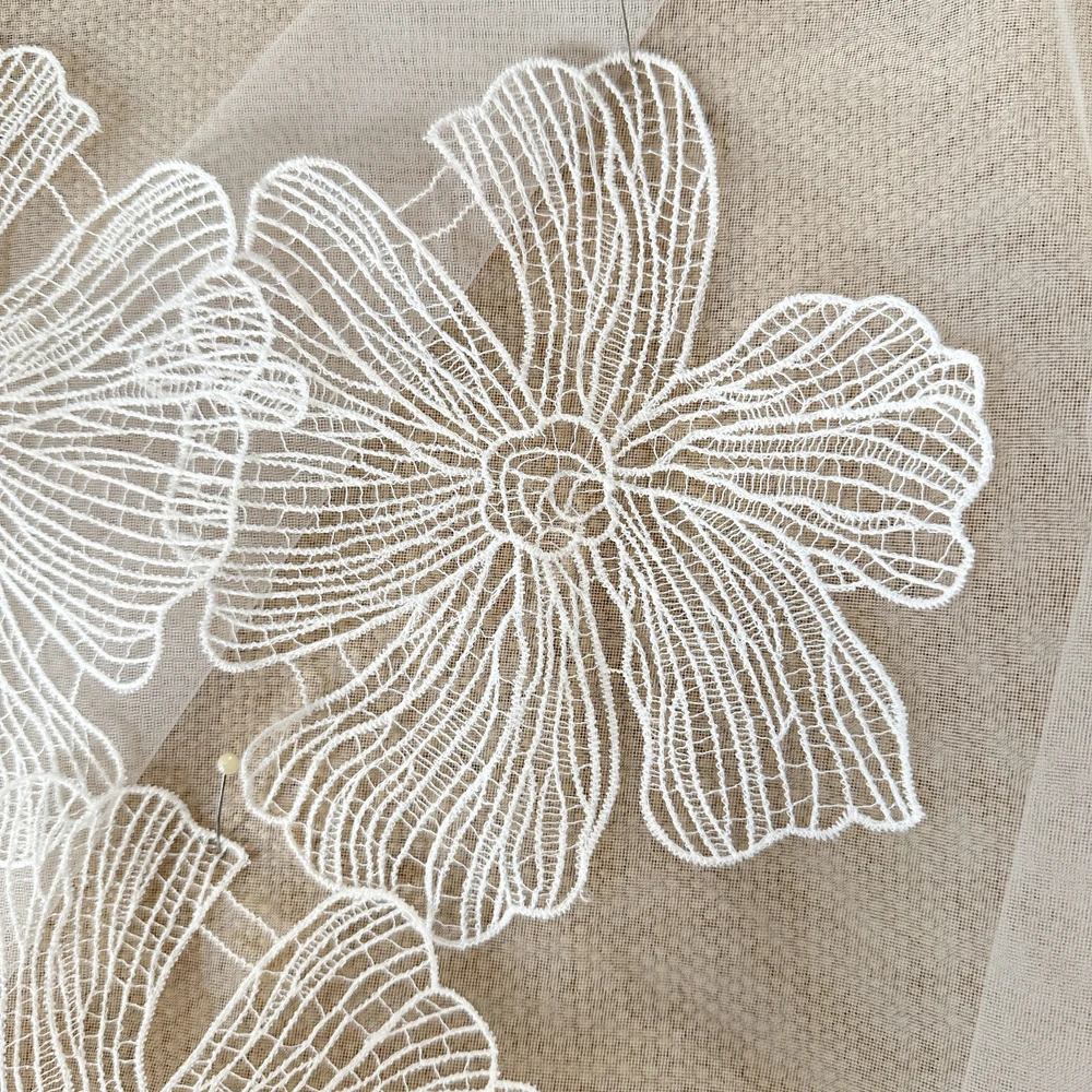 5 pezzi di toppe di fiori bianchi fai da te cucito cucito abito da sposa da donna decorazione di vestiti da festa 17CM di larghezza