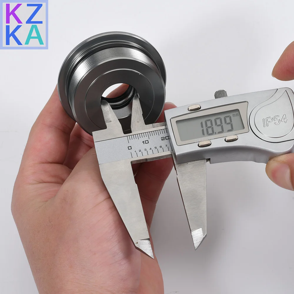 

Cap Assy Tilt Trim Cylinder 0390006 For Johnson Evinrude OMC Outboard Motor 60-300hp 1991 & Up with All Seals