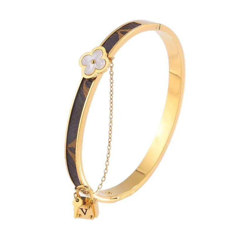 التيتانيوم الصلب سوار البالية الجلود غير يتلاشى عبر الحدود الخامس ليف البرسيم يونيكولور سوار مجوهرات اكسسوارات #5