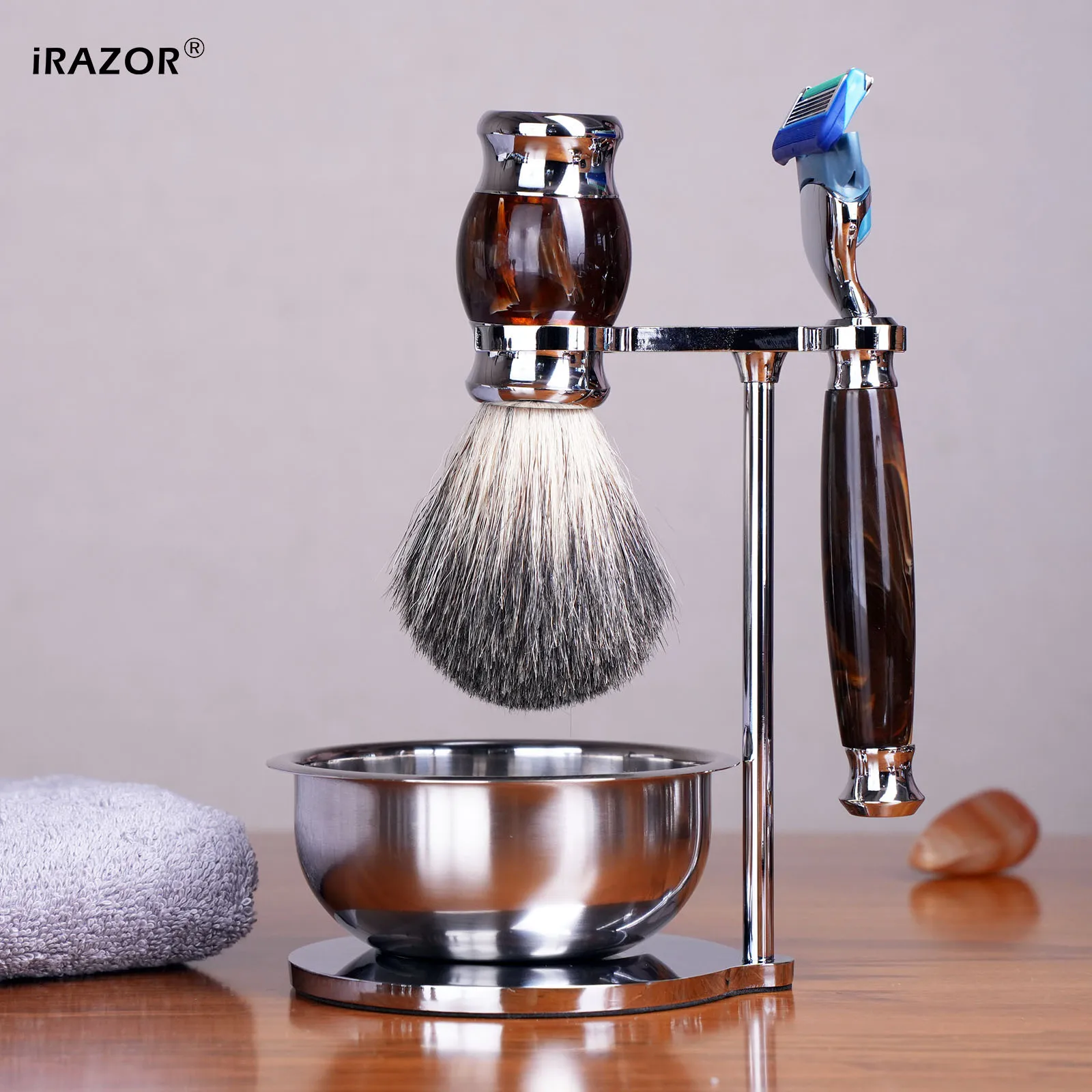 طقم حلاقة رجالي iRAZOR Premium F5 مكون من 5 طبقات - حامل ماكينة حلاقة آمن فاخر مع وعاء صابون وفرشاة شعر الغرير هدية #3