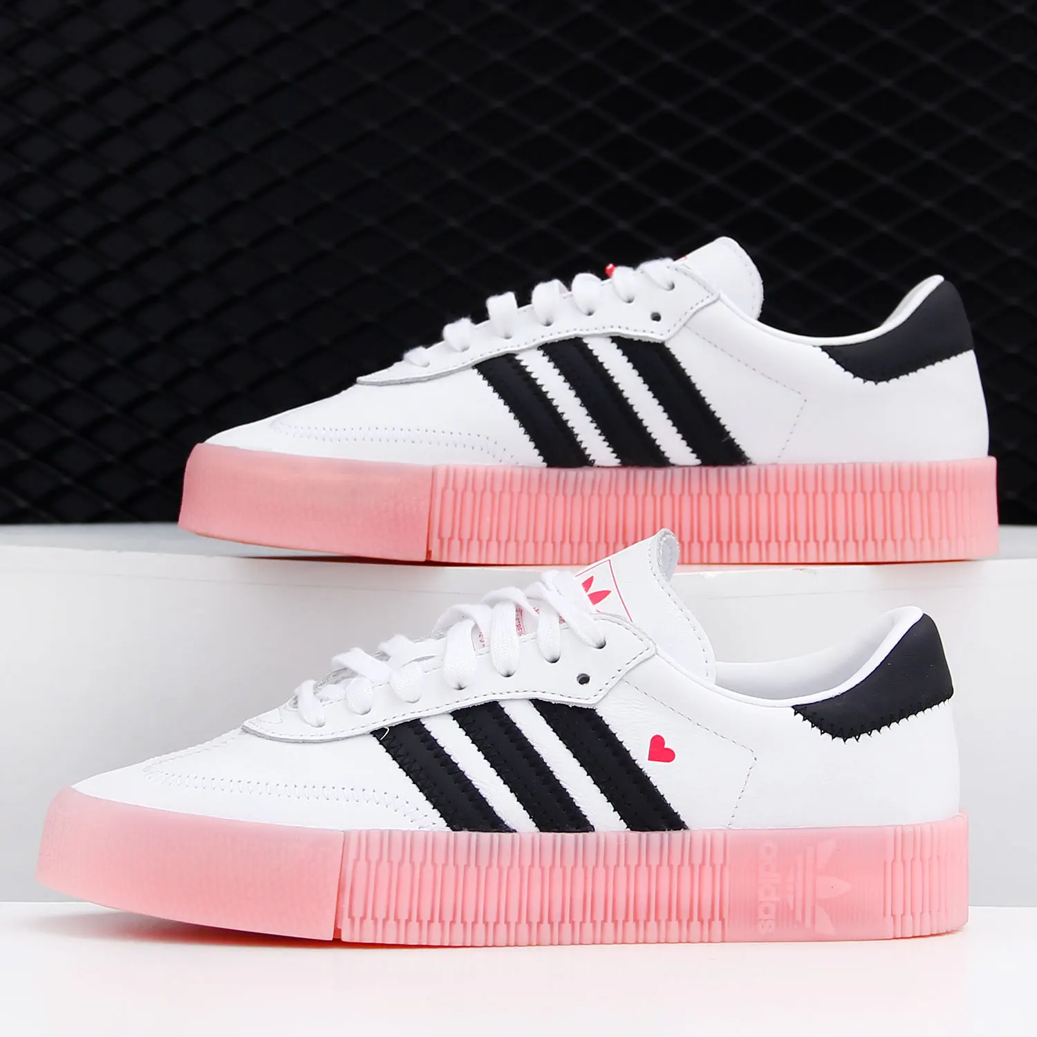 حذاء رياضي كاجوال نسائي من Adidas Official Authentic SAMBA ROSE EF4965