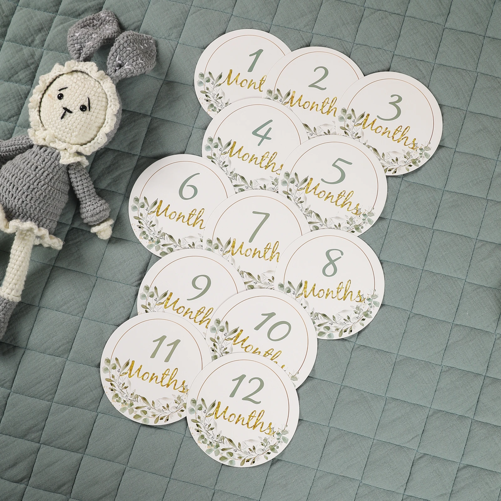 Baby Milestone Number 0 12 Monthly Memorial Cards Newborn Baby Paper Wooden Engraved Age Photography Accessories Birthing Gift