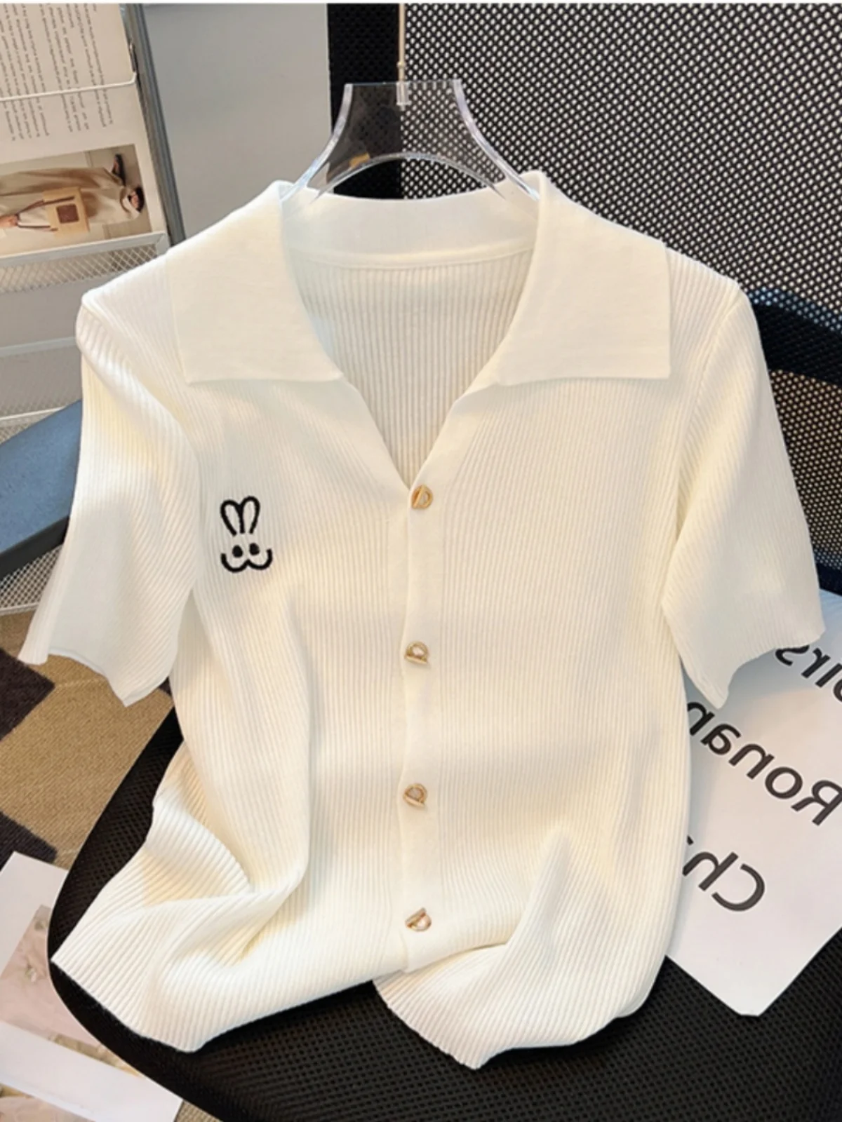 

Elegant Embroidered Ice Silk Knitted Short Sleeve Cardigan Women's Summer Fashion Unique Top Quality Brand Ladies' Clothing