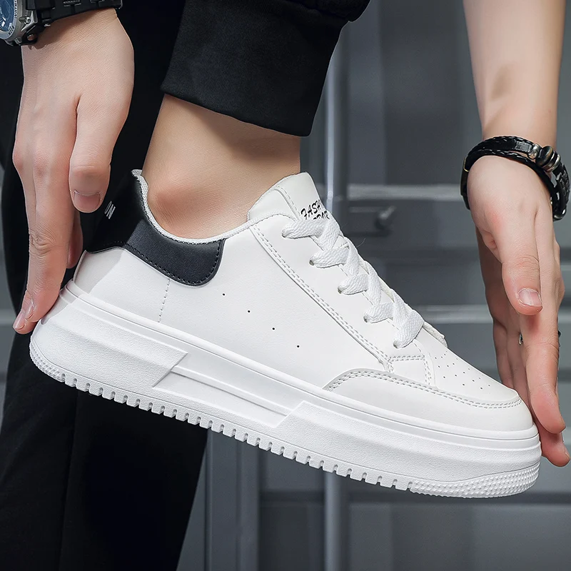 

Fashion White Men Casual Shoes Outdoor Breathable Lightweight Running Shoes Platform Comfortable Sport Sneakers Tennis Shoes
