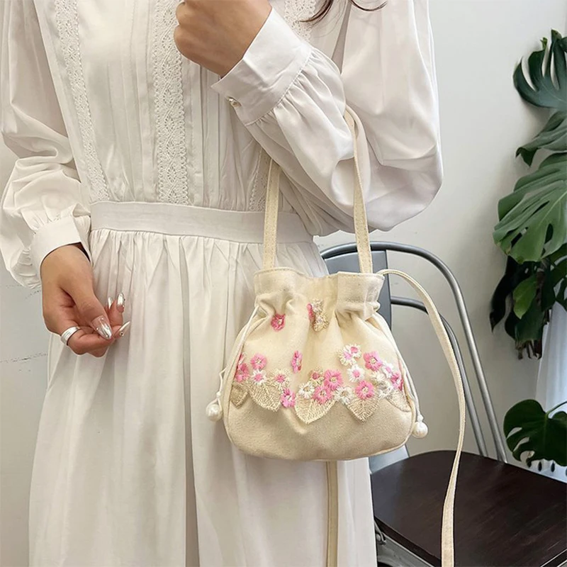 Chinese Style Small Bag Vintage Flower Embroidery Hanfu Handbag Shoulder Bag Crossbody Bag Drawstring Purse