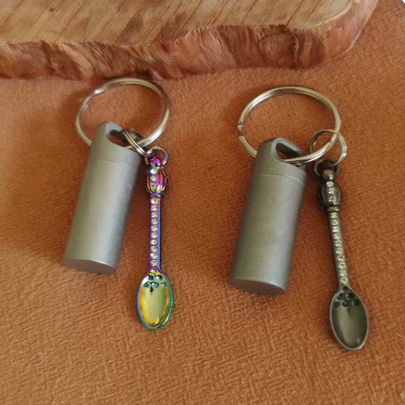 2 قطعة جرة مخبأة معدنية مع ملعقة الفولاذ المقاوم للصدأ زجاجة حبوب منع الحمل حاوية مختومة يمكن اكسسوارات المنزل #1