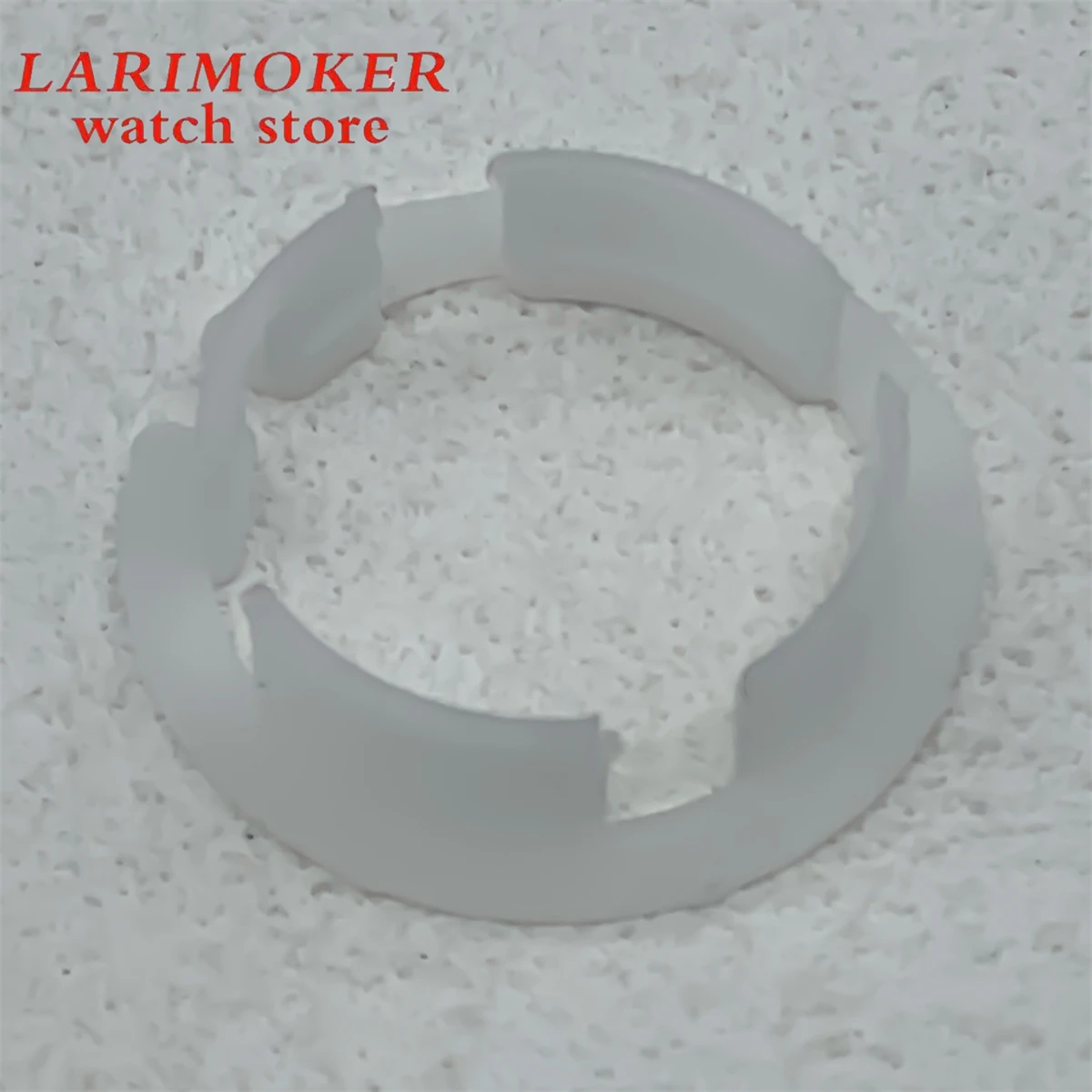 El sujetador de movimiento NH05 se utiliza para asegurar la carcasa del movimiento NH05