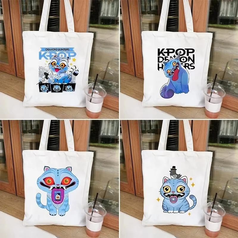 

Холщовая сумка в стиле K-pop, студенческие рюкзаки с принтом «Охотники на демонов», сумки для покупок, сумки с ручками, чехол для ручек в стиле аниме, сумка для хранения канцелярских принадлежностей