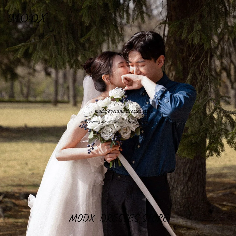 MODX ロマンチックなノースリーブチュール韓国結婚式スクエアネックフレアドレスカスタマイズされたフロアレングス屋外結婚式の写真撮影