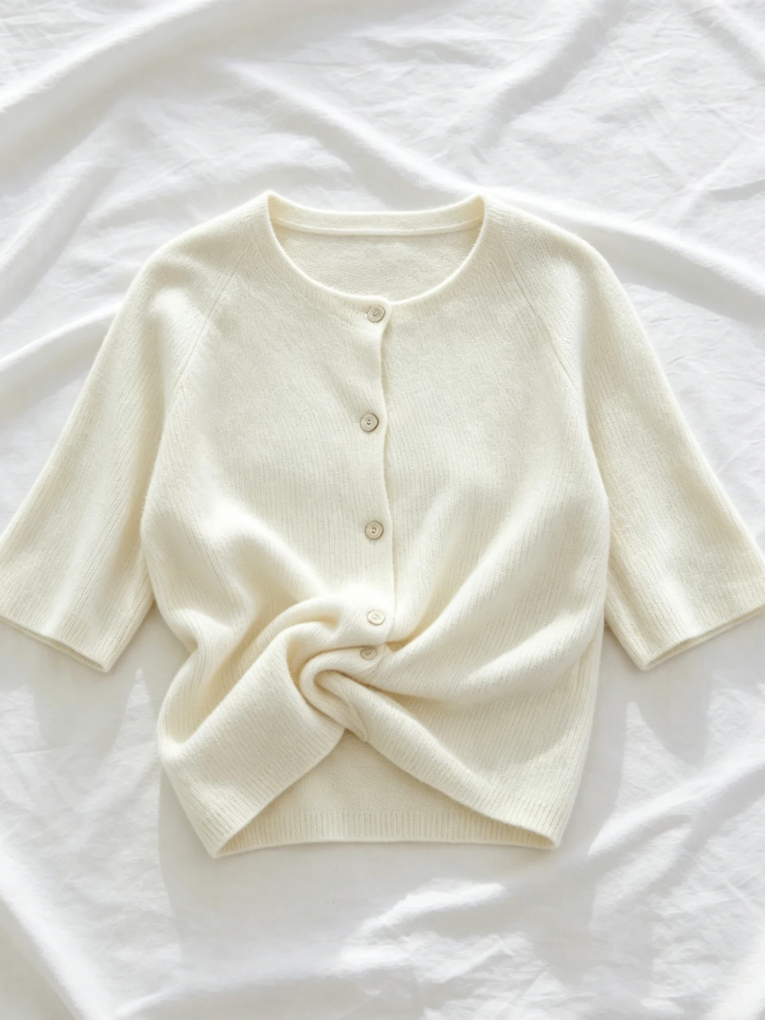 Picture 5: Women's plus size solid color seven quarter sleeved button knit cardigan, suitable for spring and summer fashion styles