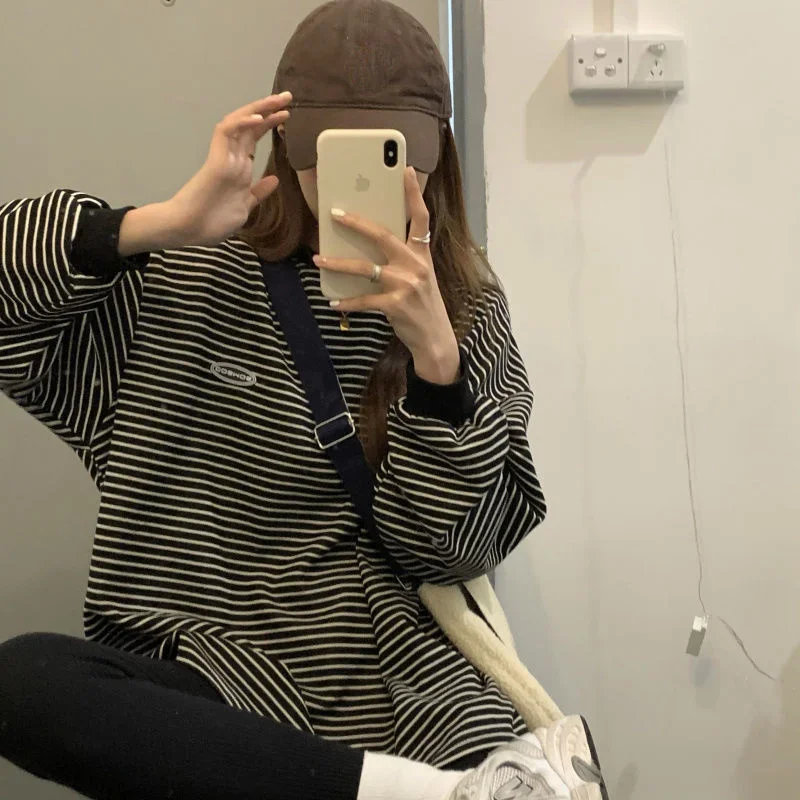 Popular Women T-shirts Striped Retro Comfort Slouchy Long Sleeve Tees Students Boyfriend Couple Trendy Females Tops Ulzzang Hot