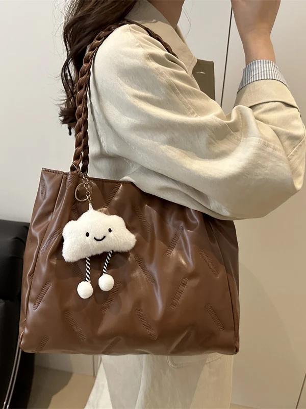 Modern Neutral Large Capacity Tote Bag Folded Simple Match All Single Shoulder Bag for Commuting Autumn Winter Fashion